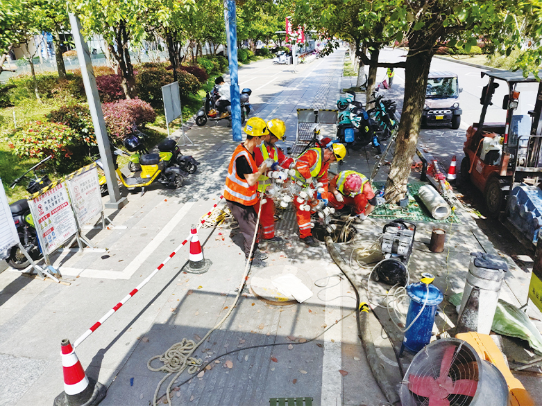  长安UV-CIPP紫外光固化修复